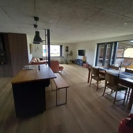 Leons House Bindslev