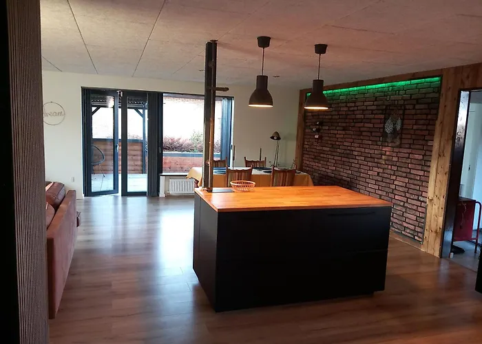 Apartament Leons House