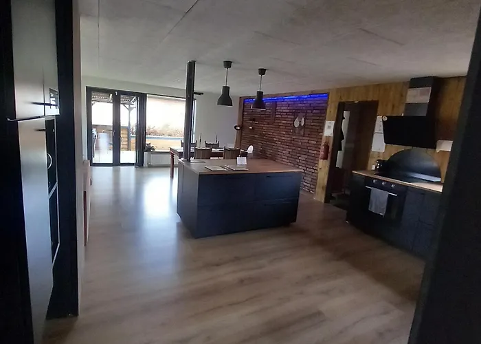 Leons House Apartament Bindslev